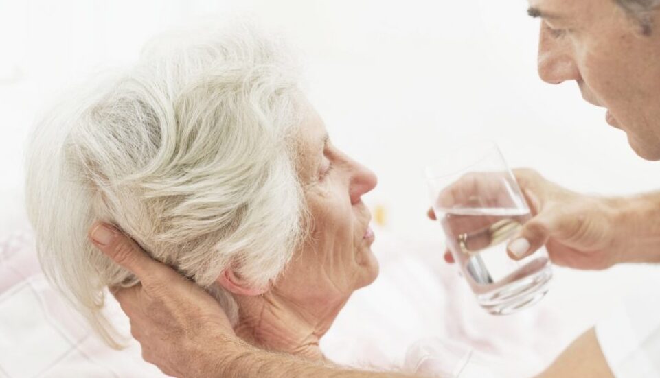 adultos mayores deshidratados y sintomas